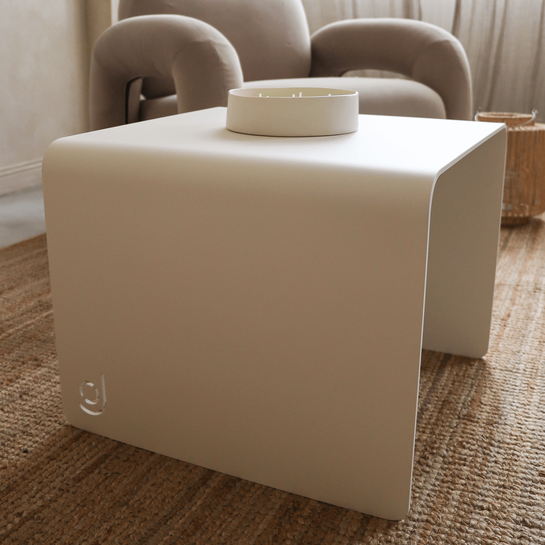 The Lofalo Classic White Coffee Table Shop High-end metal furniture 